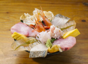 キトヒト（木と人）天然木一枚板家具の魅力と使用方法や樹木知識、自然を愛する人へ送る木を使ったインテリアの情報 | 富山の魚が美味しい理由｜“キトキト”を育てる「森と海」の関係